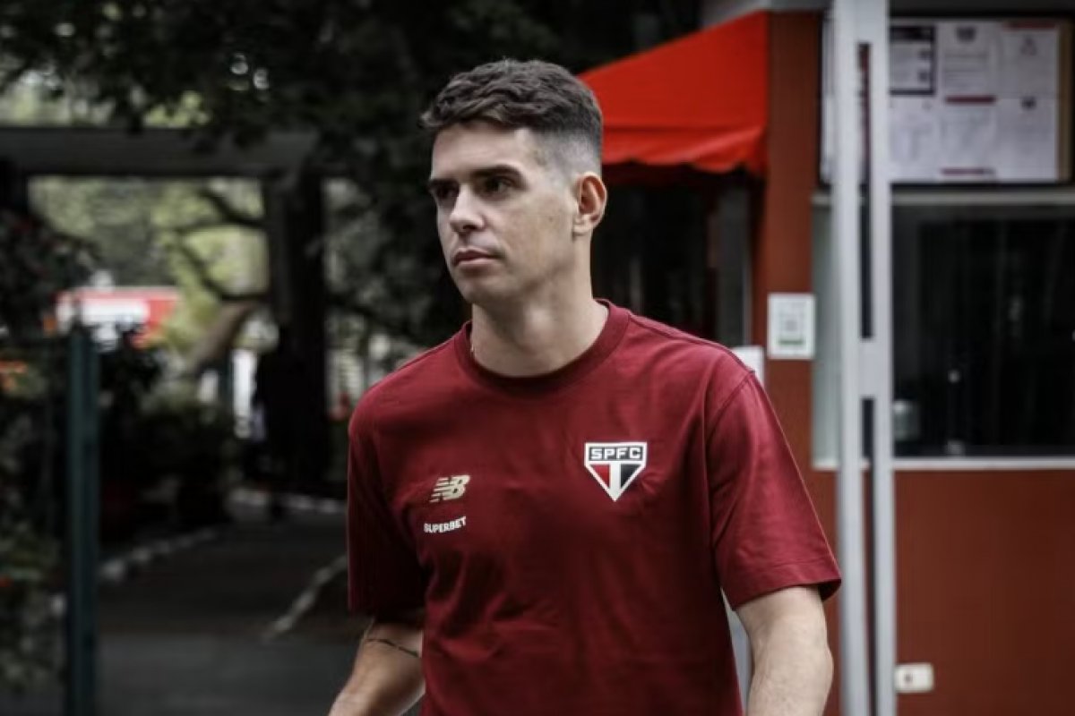 Oscar, do São Paulo, deve se aposentar nas próximas semanas após realizar exame cardíaco: 'A chance de parar é de 99%'