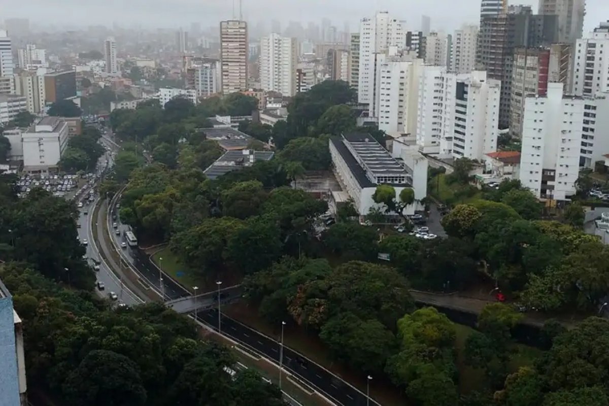 Risco de deslizamentos: chuvas em Salvador superam média de novembro 