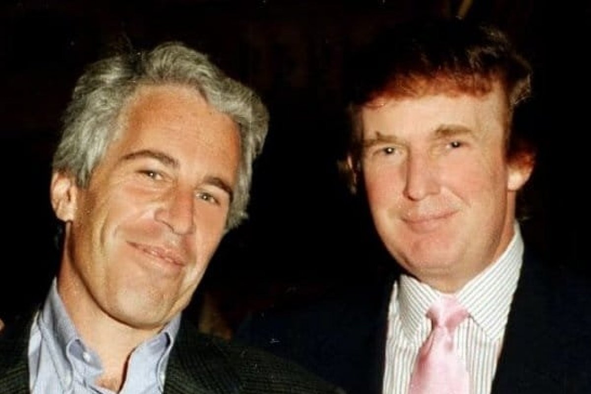 ‘Eu sei o quão sujo o Donald é’, diz Jeffrey Epstein sobre Trump em e-mail publicado pelo Congresso dos EUA