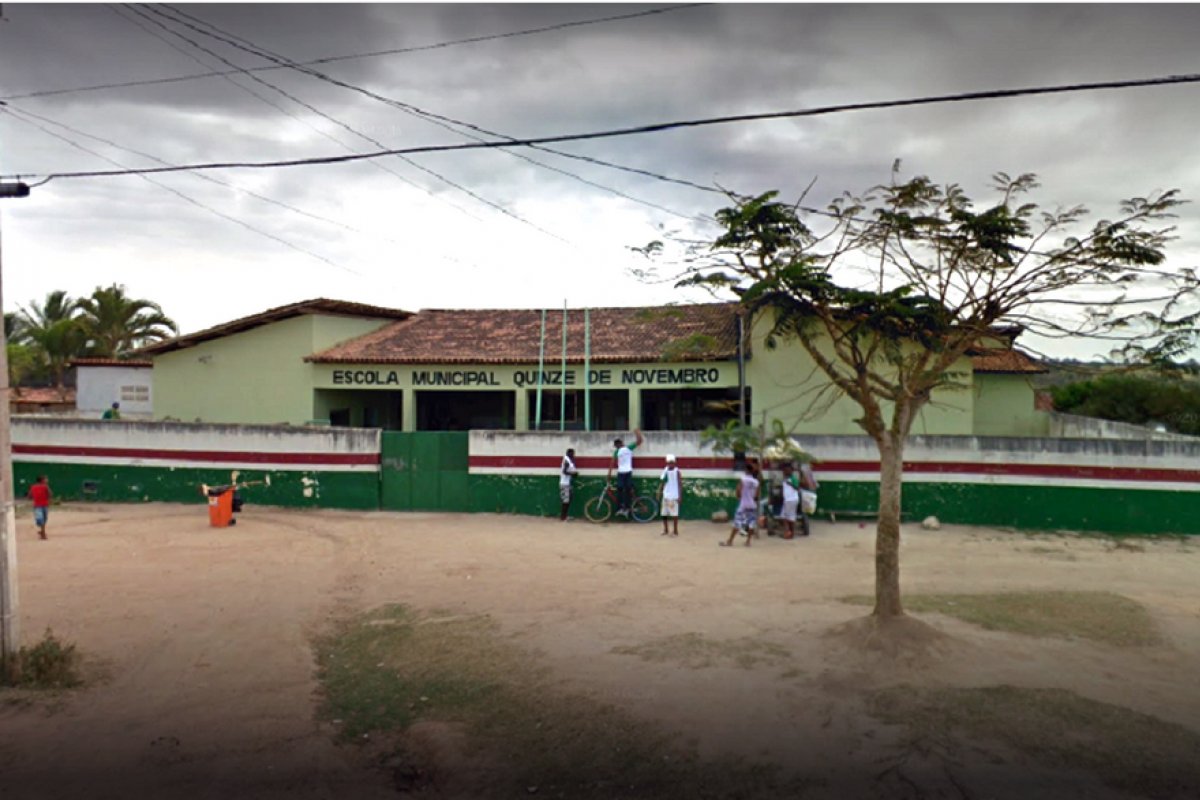 Primeira escola cívico- militar funcionará ainda este ano em Feira de Santana 