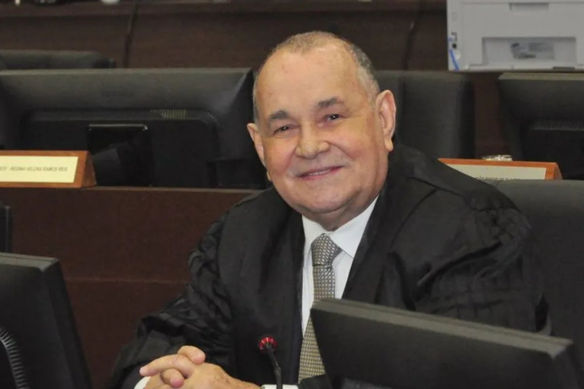 Morre ex-presidente do TJ-BA, Gesivaldo Britto