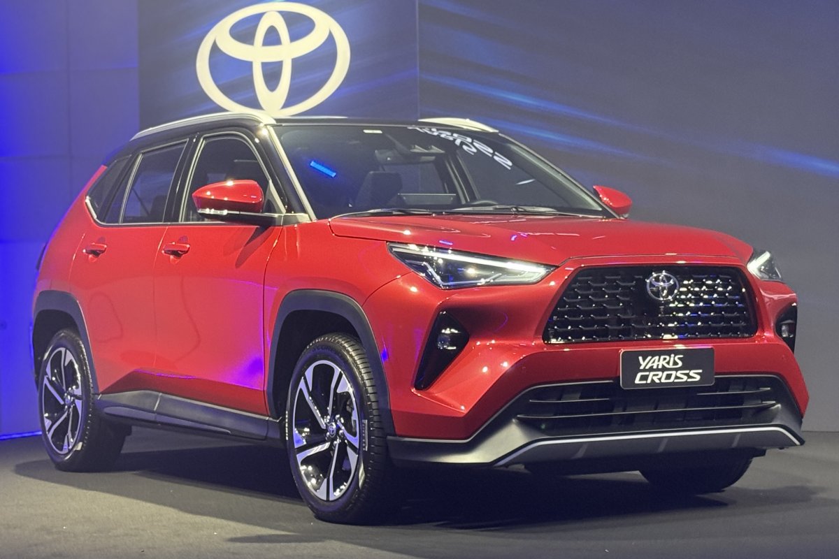 Toyota lança Yaris Cross 2026 com motor híbrido ou a combustão