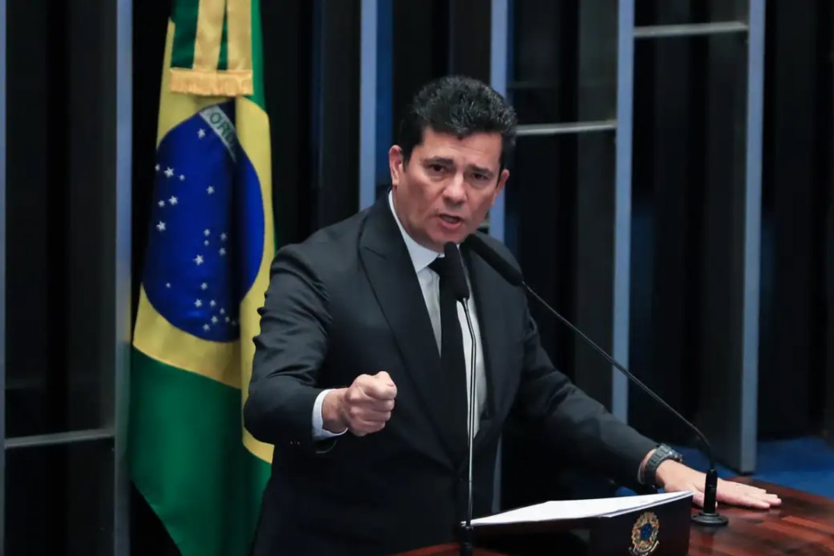 Indicação de Jorge Messias ao STF provoca “sensação de traição” no Senado, afirma Moro 