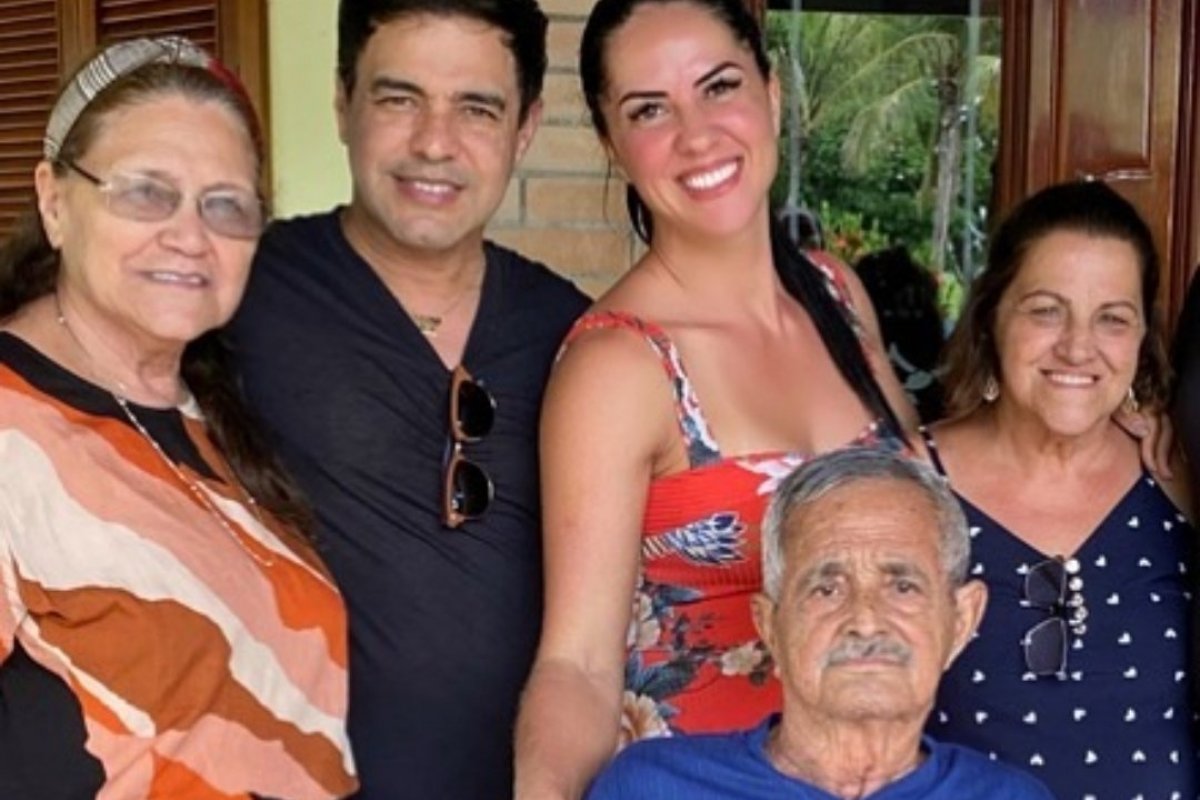Zezé Di Camargo comemora alta do pai