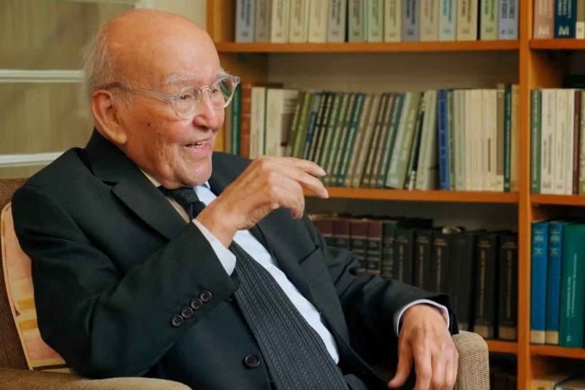 Morre aos 100 anos José Afonso da Silva, referência do Direito Constitucional no Brasil