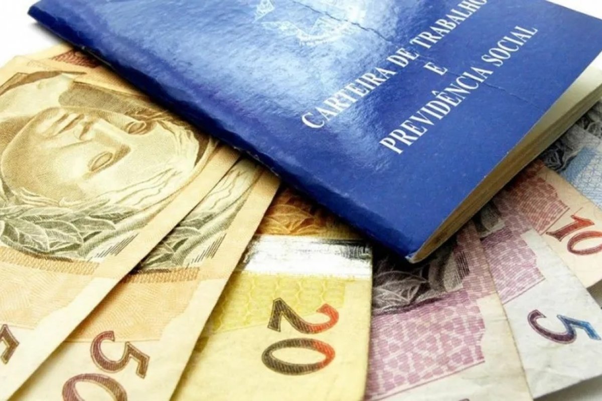 Saiba o que fazer caso não tenha recebido 1ª parcela do 13° até dia 28 de novembro