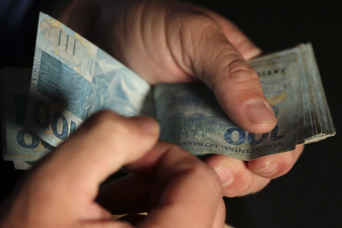 Fatia 0,01% mais rica paga só 4,6% de Imposto de Renda, diz estudo da Fazenda