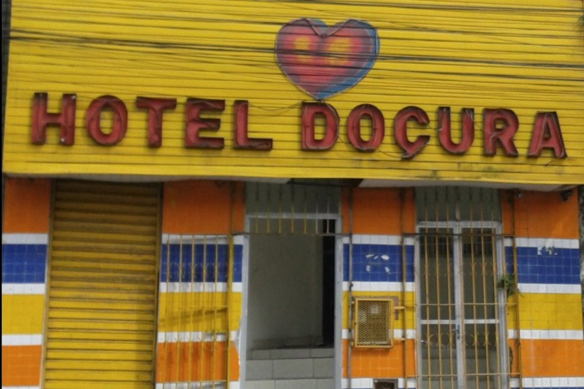 Homem morre após incêndio em quarto de hotel no bairro da Calçada