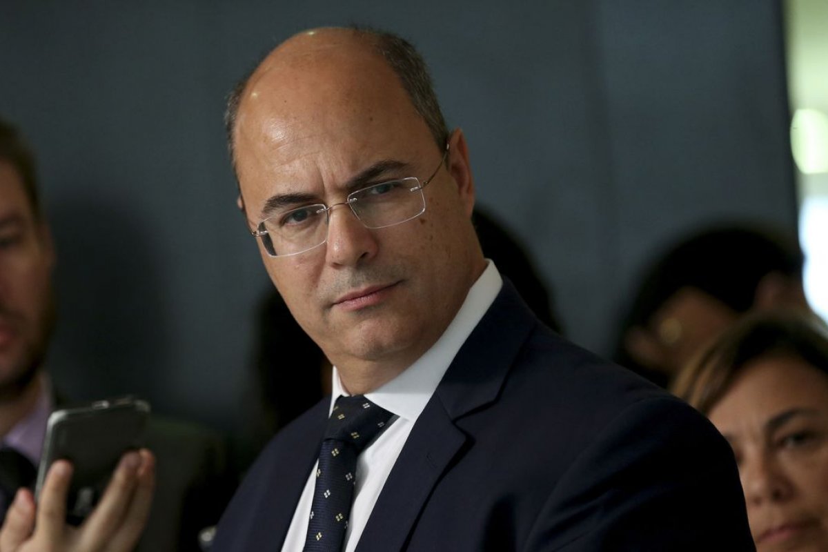 Witzel desiste de participar de evento nos EUA
