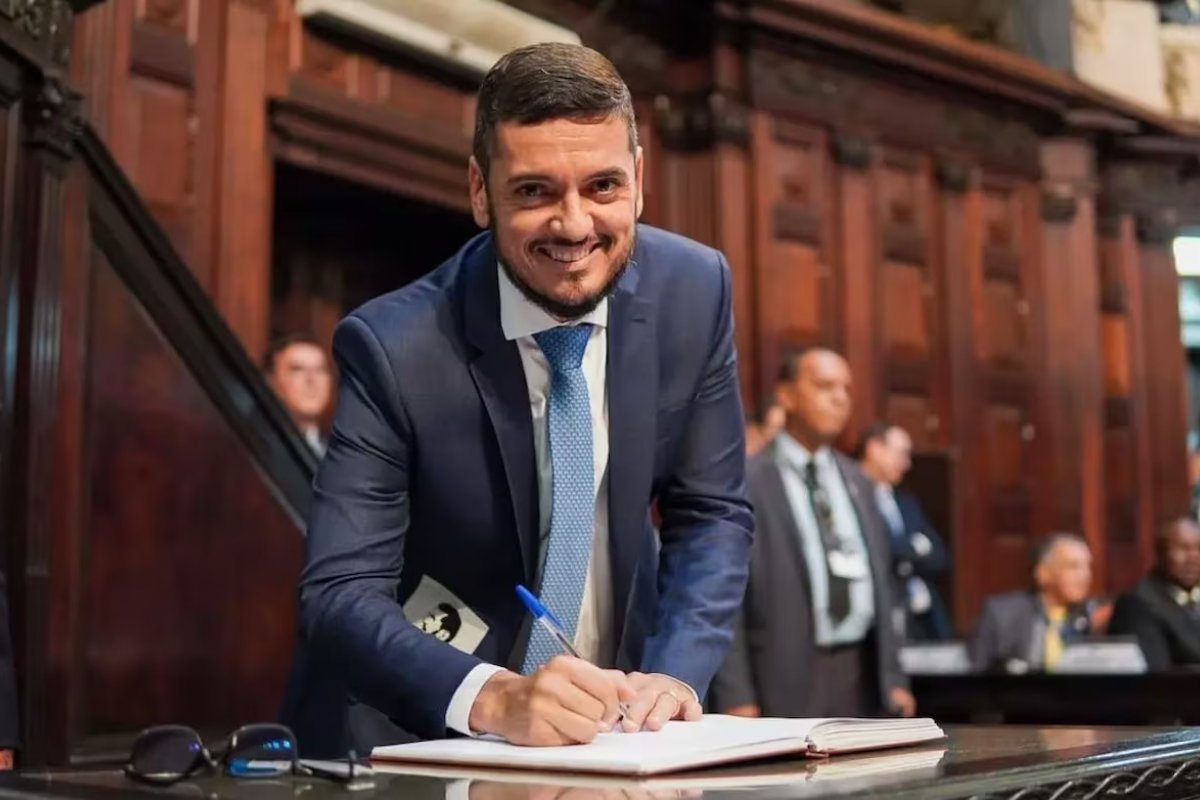 Ex-governadores do Rio repercutem prisão de Rodrigo Bacellar