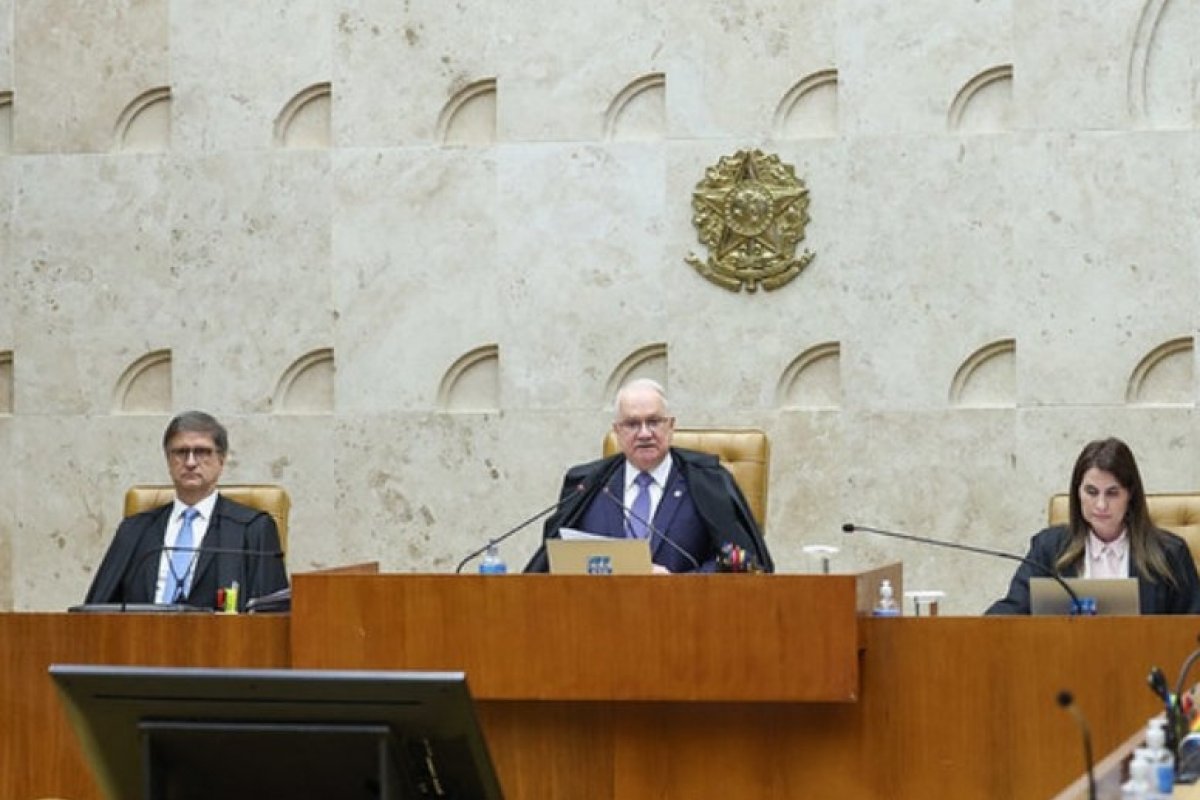 Presidente do STF faz discurso pedindo por ação coordenada contra escalada da violência de gênero 