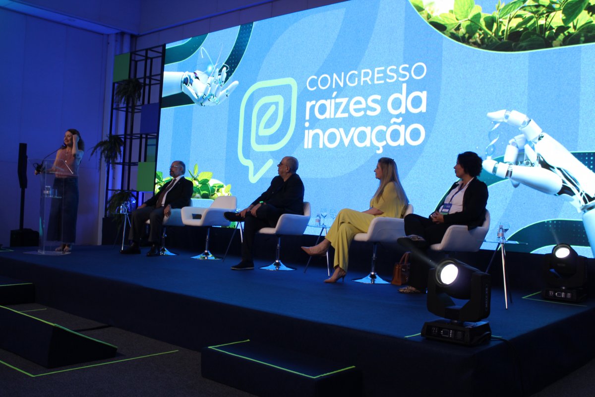 Congresso Raízes da Inovação fortalece debate sobre tecnologias emergentes no Brasil! 