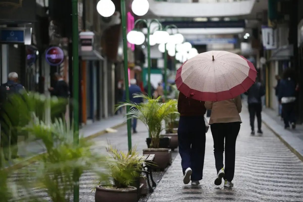 Possibilidade de La Niña fraca acontecer nos próximos três meses é acima de 50%, afirma OMM