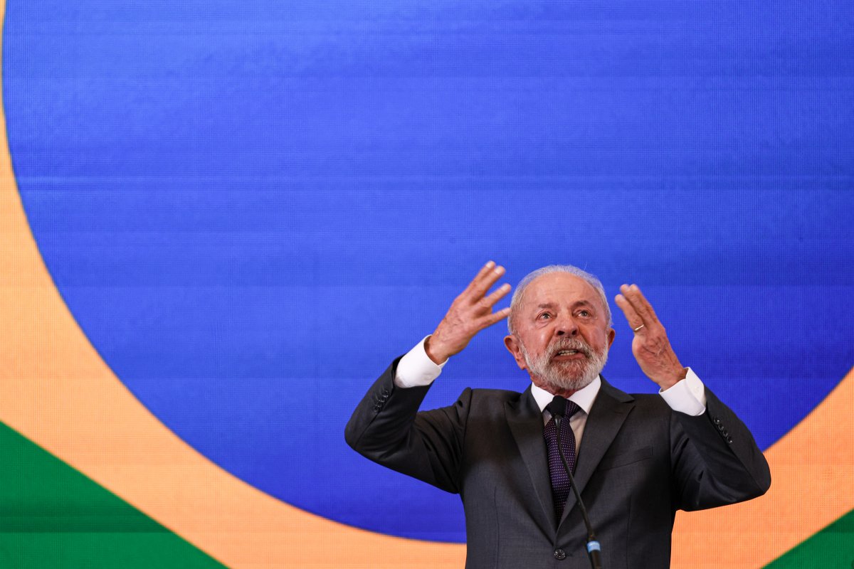 Governo avalia aumentar Imposto de Importação em 2026 e projeta alta de R$ 14 bi na arrecadação