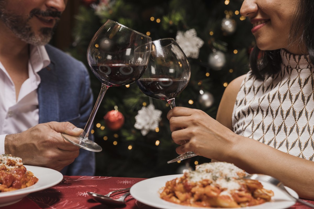 Taças em festa: um guia para acertar na escolha dos vinhos neste fim de ano! 