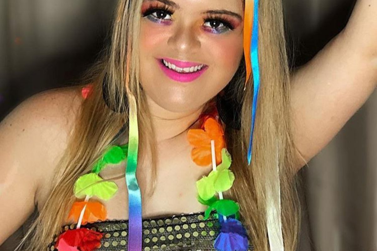 Cacai Bauer também pula carnaval
