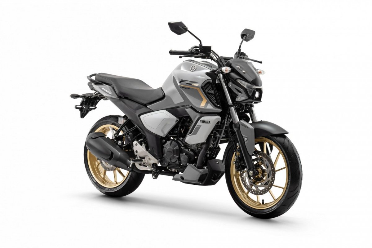 Yamaha renova FZ15 com novas cores na linha 2026 