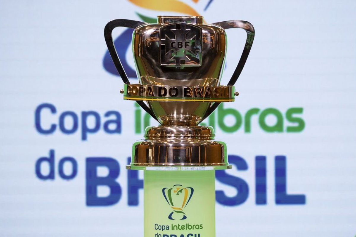 A guerra do SBT e TV Globo pela Copa Brasil! 