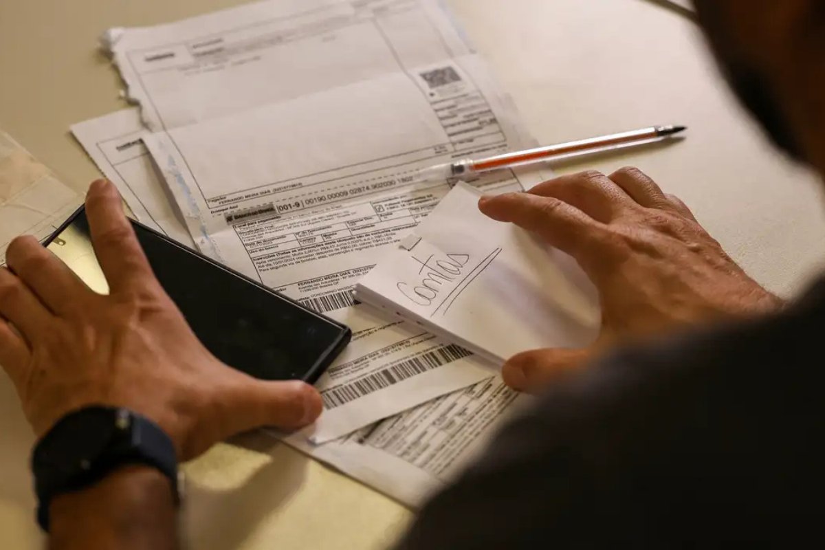 Regulamentação da reforma tributária tem novo parecer e deve ser votada segunda (15)