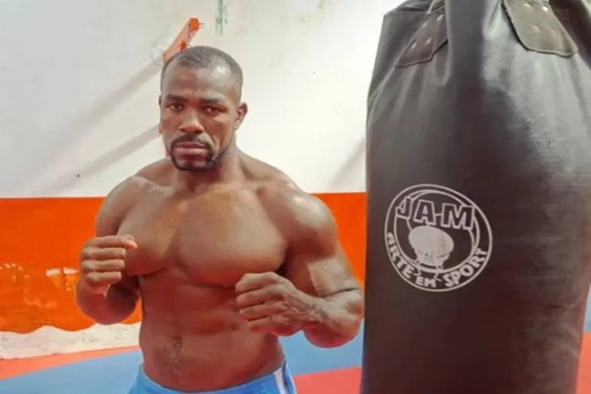 Campeão mundial de MMA desaparece após mergulhar no Rio Negro, no Amazonas