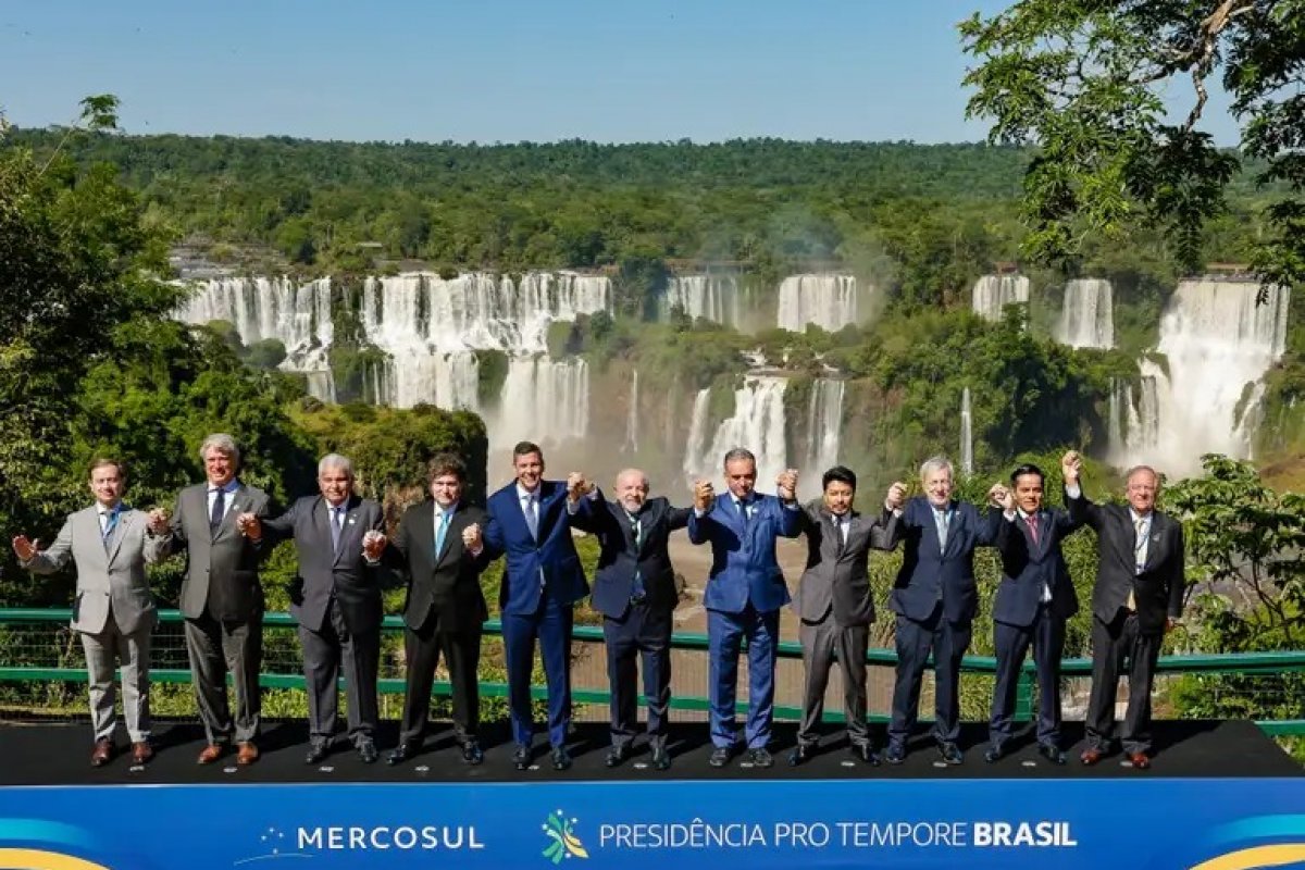 Intervenção armada na Venezuela seria uma catástrofe humanitária e um precedente perigoso para o mundo, diz Lula