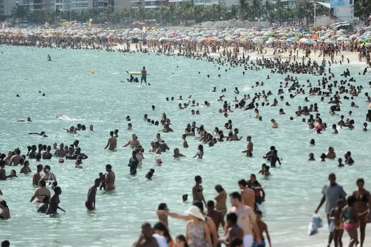 Verão começa com calor acima da média e menos chuva em boa parte do Brasil