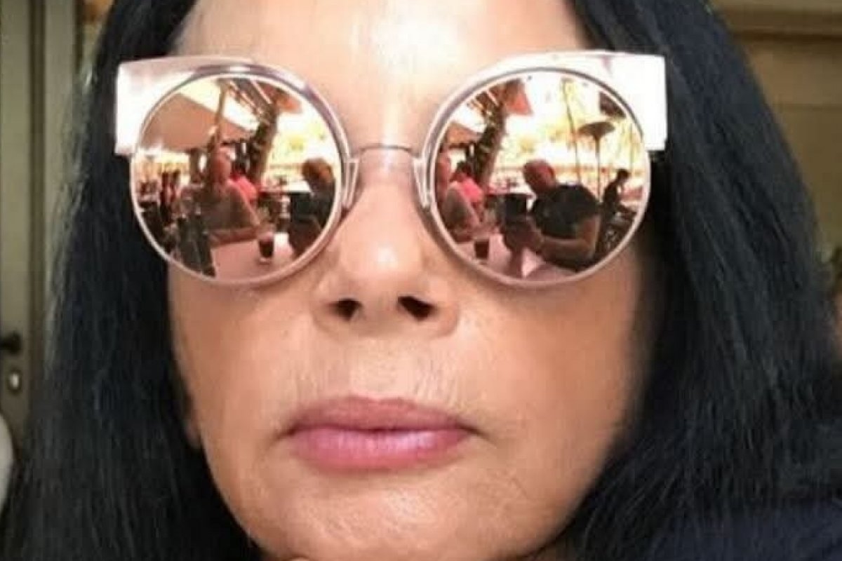 Morre a dona da Produtora Casablanca!