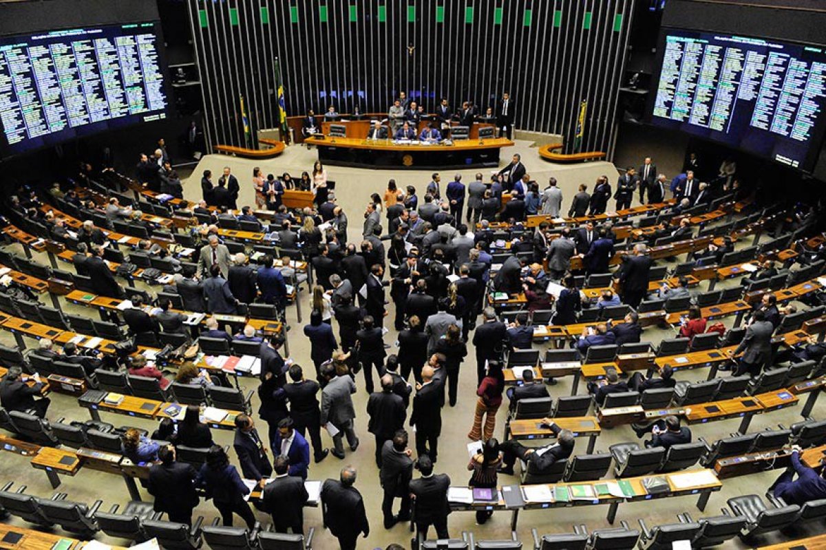 Governo pagou em 2025 R$1,26 bilhão em emendas do orçamento secreto pendente de outros anos  