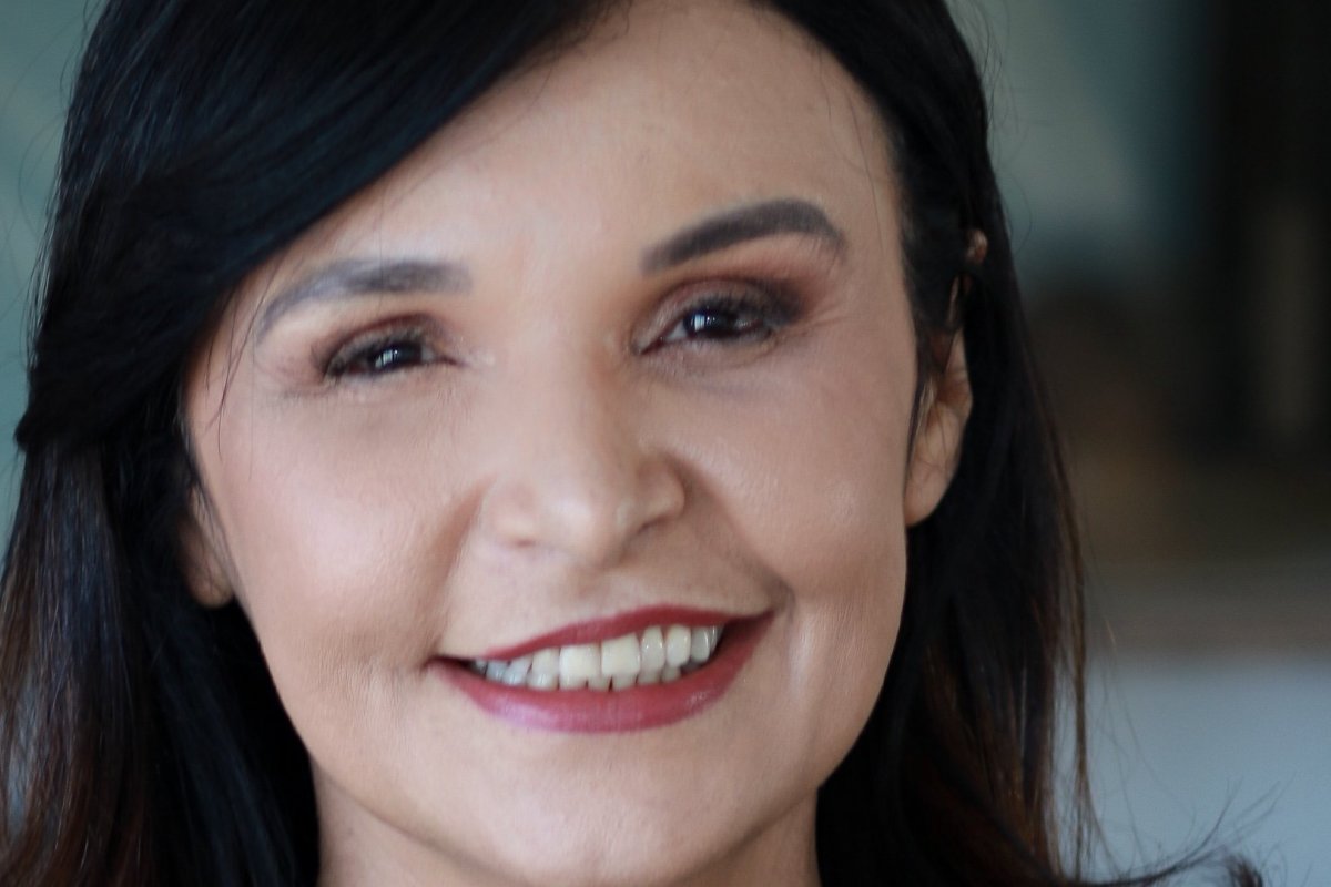Escritora e promotora de justiça Andrea Nunes lançará seu novo livro pela Flyve!