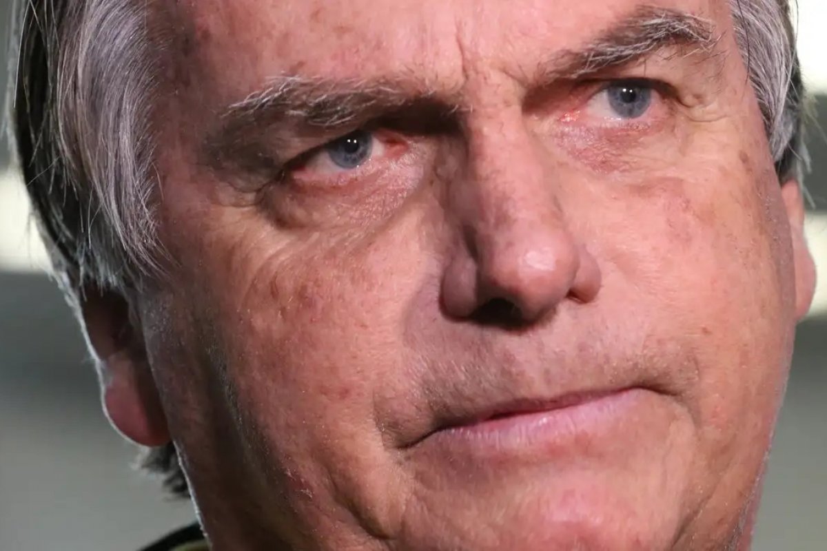 Quarto de Bolsonaro no hospital terá vigilância da PF 24 horas por dia