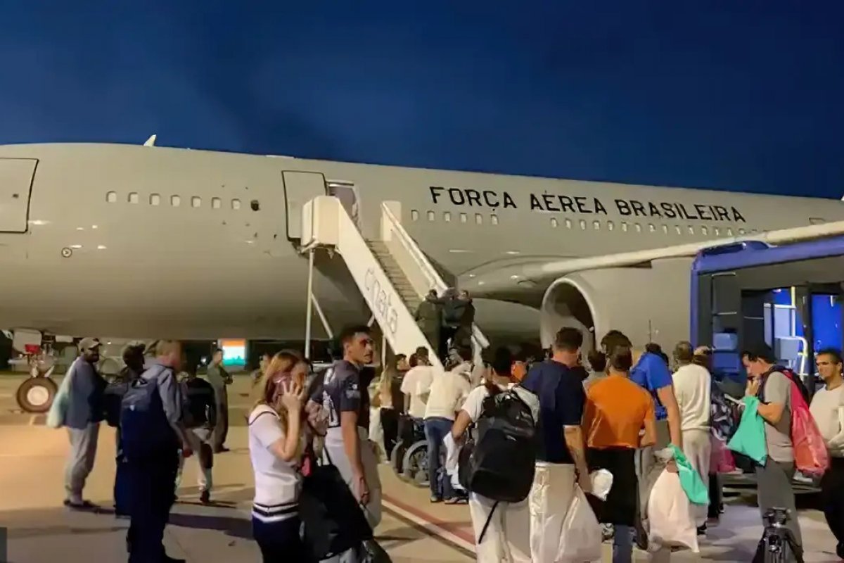 Número de brasileiros deportados dos EUA supera marca de 3 mil e é o maior em cinco anos