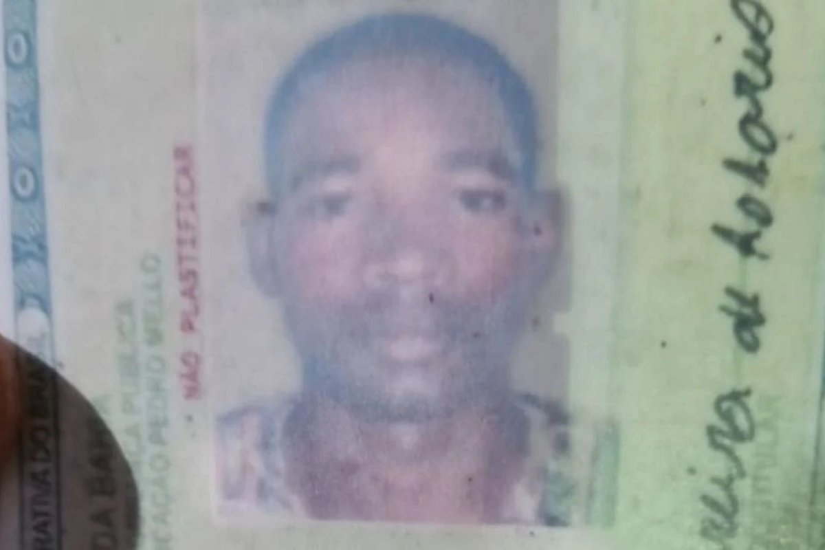 Dono de ferro-velho é encontrado morto em lagoa em Feira de Santana