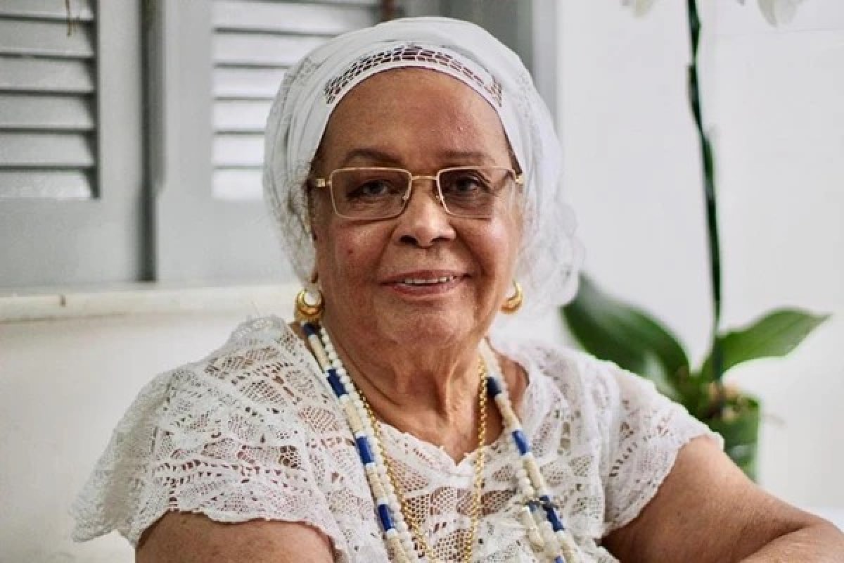 Corpo de Mãe Carmen do Gantois será sepultado neste sábado (27)