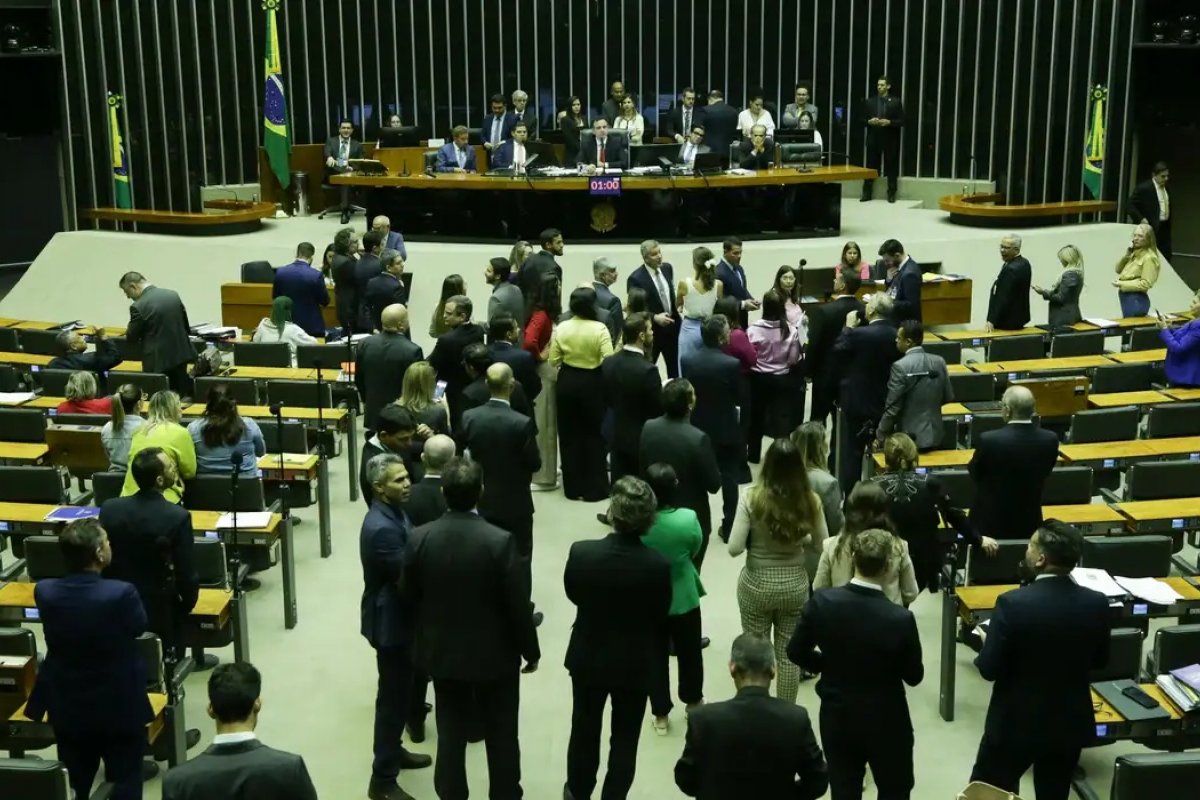 Governo paga R$ 1,5 bilhão em emendas do Congresso durante semana natalina 