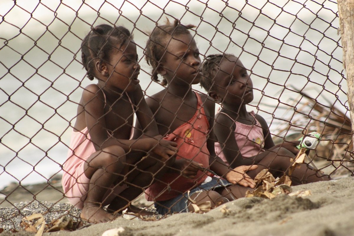 Uma em cada quatro crianças está fora da escola no Haiti, aponta dados do Unicef