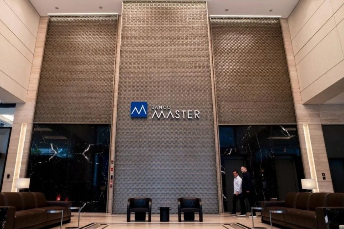 Ação com influenciadores contra BC no caso Master envolveu contrato de R$ 800 mil