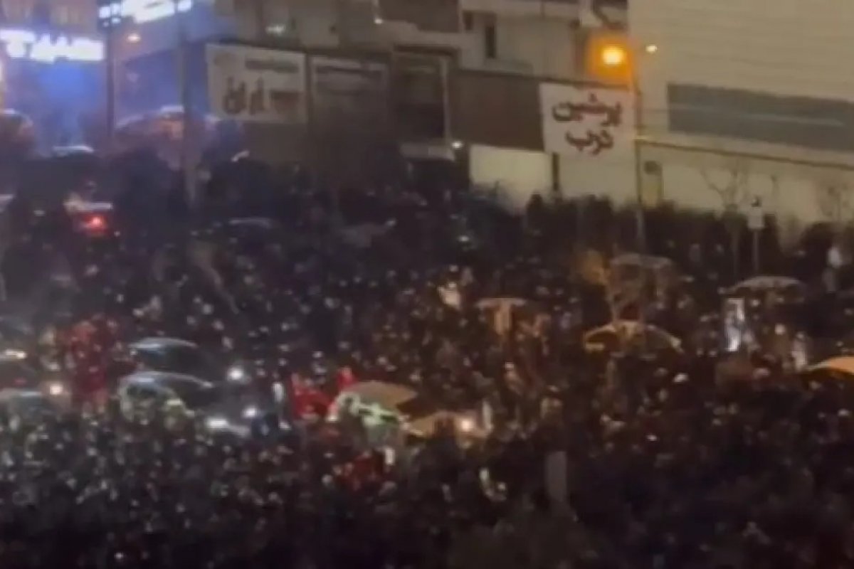 Irã completa dois dias de apagão nacional de internet em meio a protestos antigovernamentais