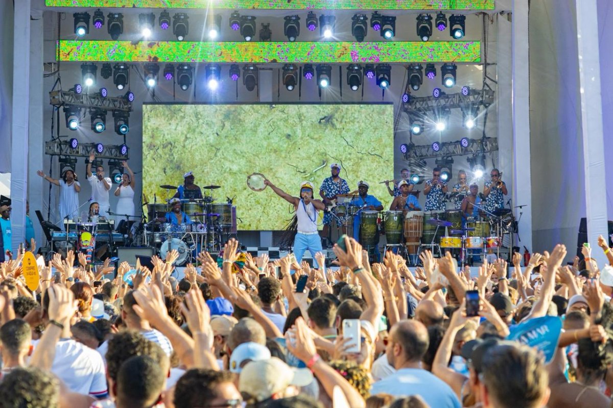 Carlinhos Brown comanda a 8ª edição da Enxaguada de Yemanjá 2026 com convidados especiais! 