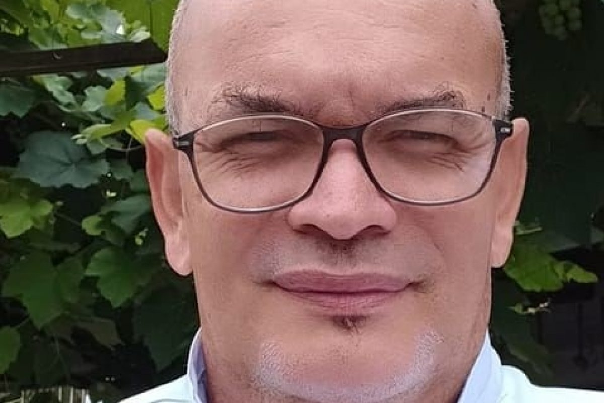 Jorge Soares lança livro em Salvador sobre os caminhos da humanização ao longo da história! 