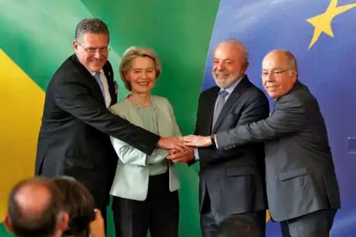 Sem a presença de Lula, acordo comercial  vai ser assinado pelo Mercosul e pela UE neste sábado (17); confira os principais pontos 