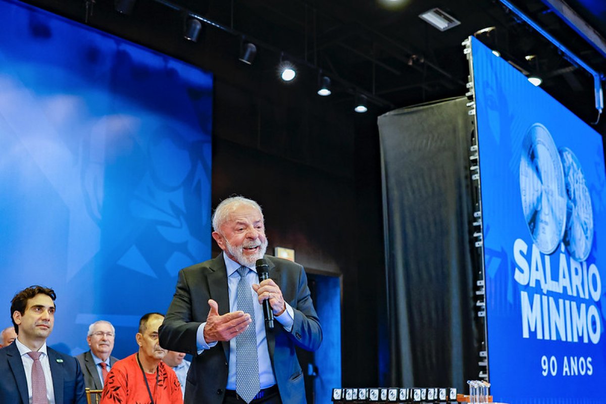 “Pobre não precisa estudar”: professores da ASCOL reprovam discurso de Lula sobre educação e desigualdade 