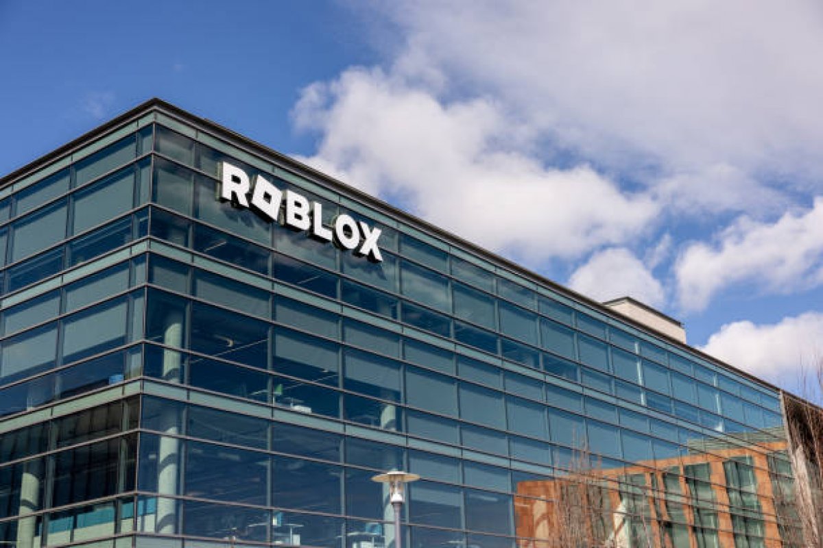 Roblox concentra série de conflitos que expõem riscos para crianças e adolescentes