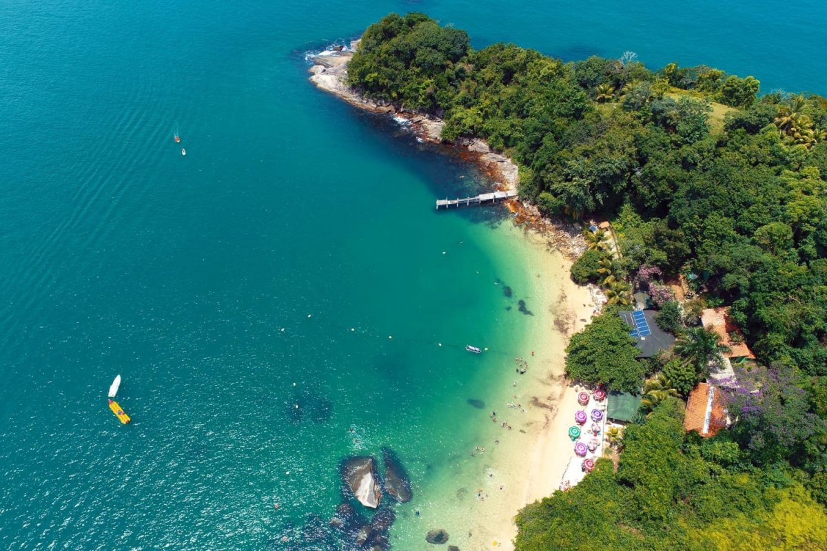 Grupo que diz ser do Comando Vermelho tentou cobrar por acesso às praias remotas de Paraty