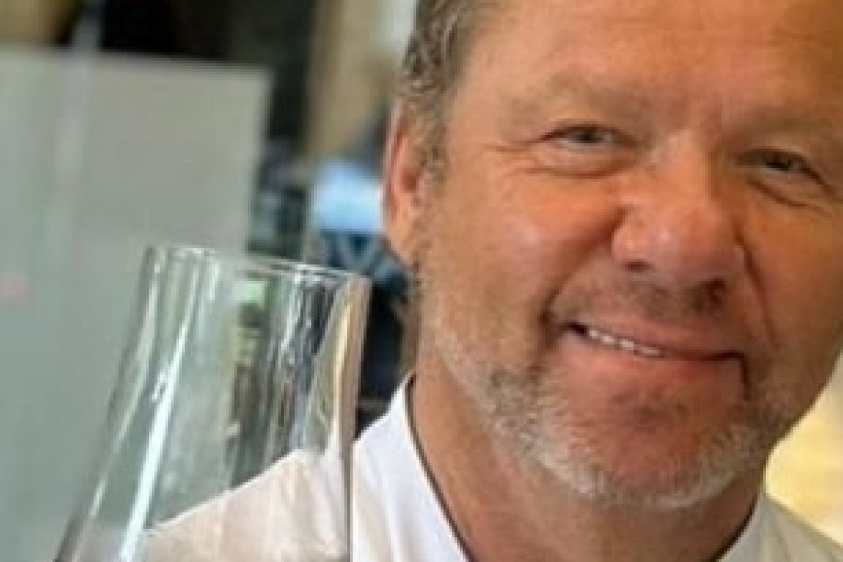 Chef Claude Troisgros anuncia encerramento de restaurante em São Paulo!