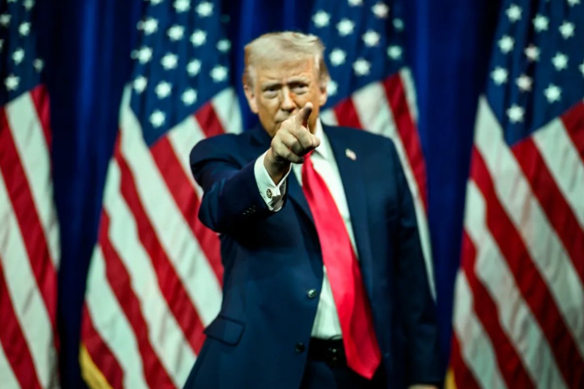Trump evita comentar uso de força na Groenlândia e mantém ameaça de tarifas à Europa