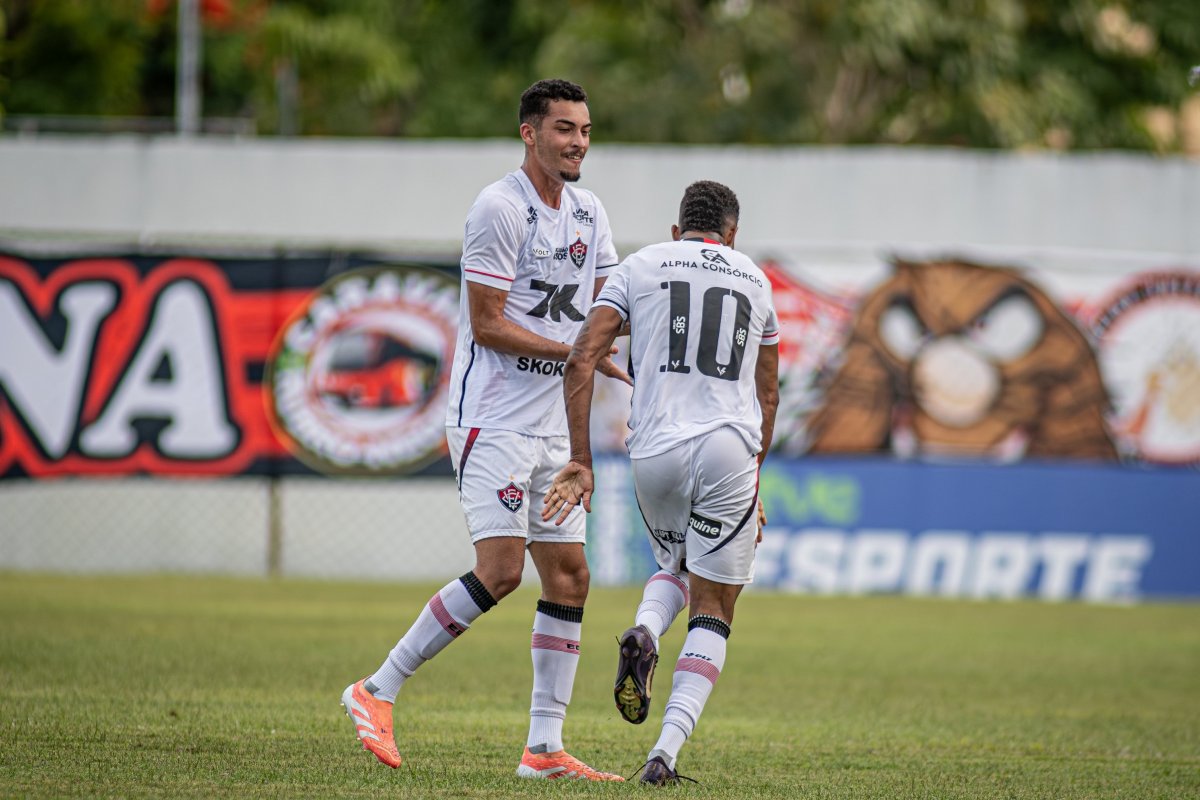 Vitória busca reação diante da Juazeirense no Barradão