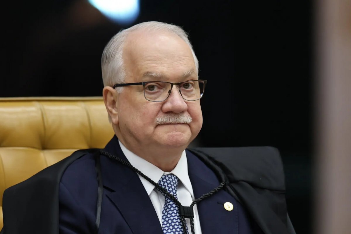 Caso Banco Master: Fachin antecipa volta a Brasília para tentar limpar imagem do STF