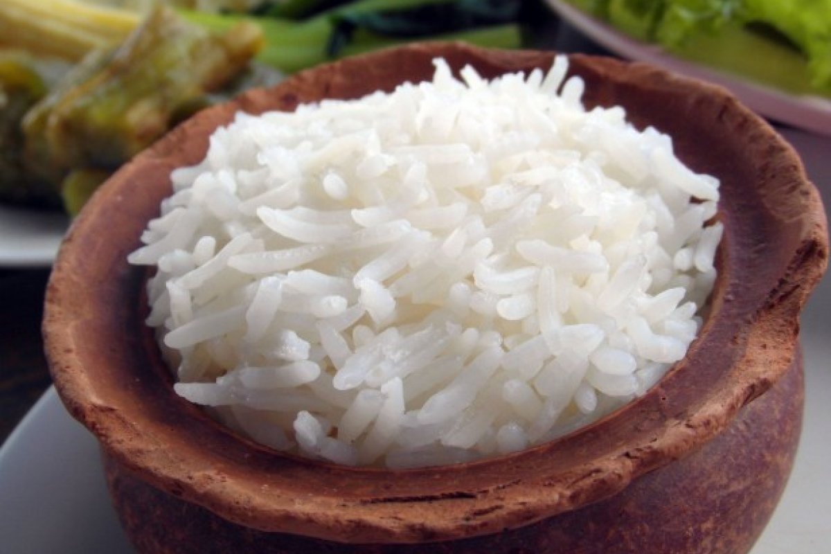 Consumo cresce, e arroz e leite ficam mais baratos em 2025, aponta Abras