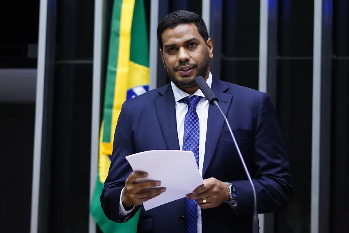 Após crise, ministro do TCU deve dar parecer favorável ao BC no caso Master