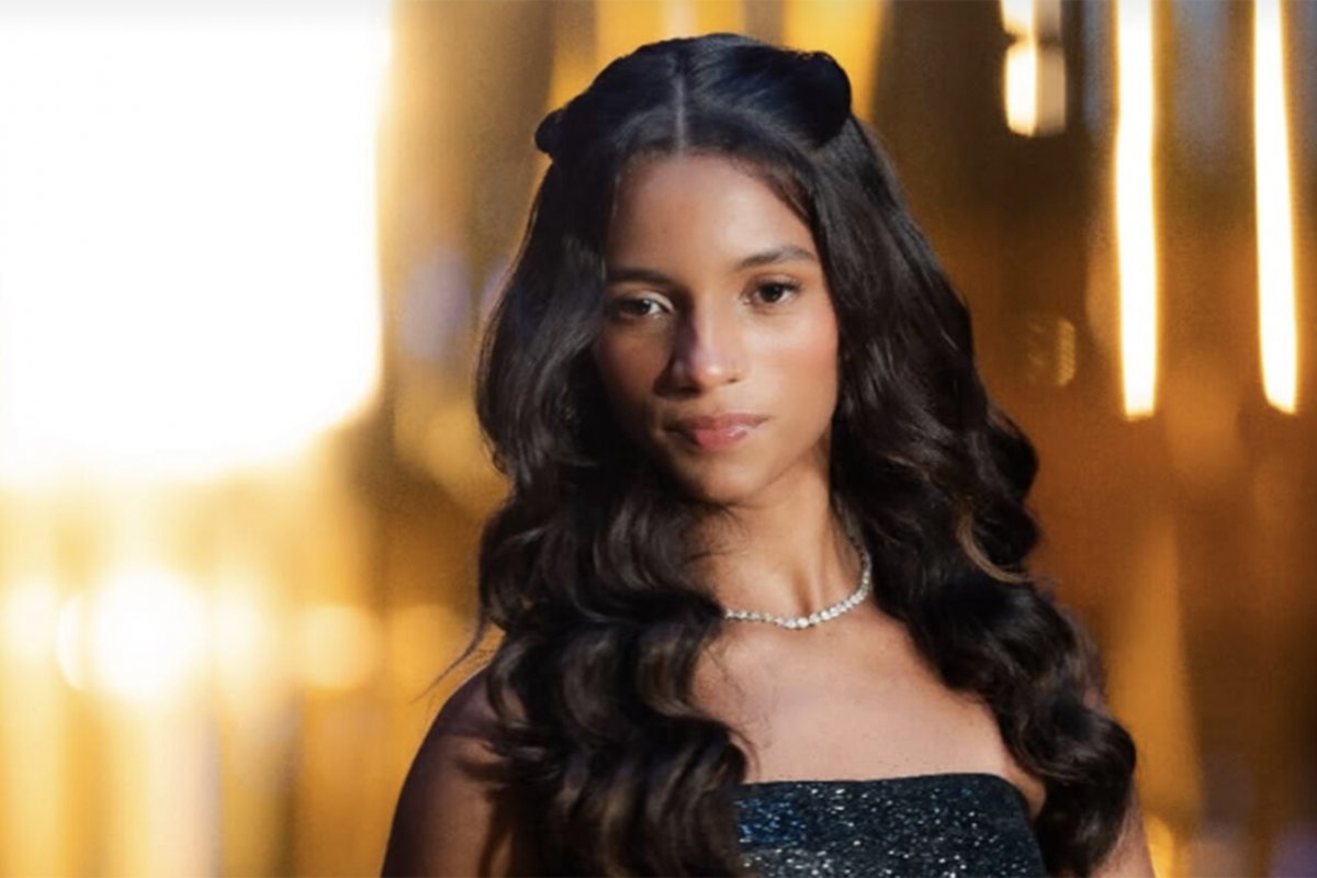 Skatista Rayssa Leal celebra seus 18 anos com festão! 